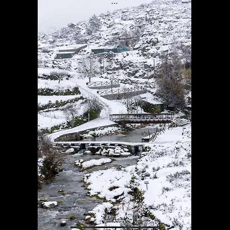 Дом отдыха Stone House *