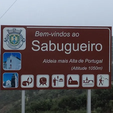 Stone House Сабугейру