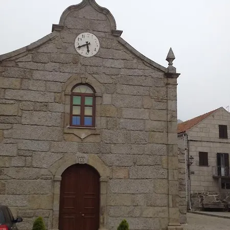 بيت للعطل Stone House